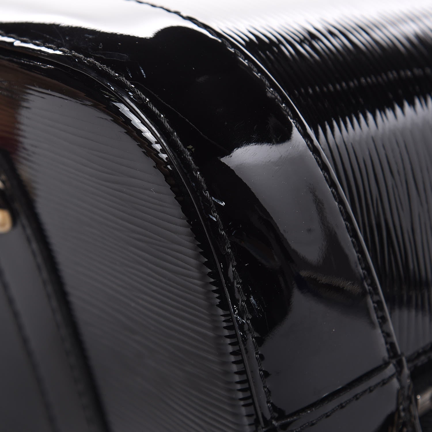 Louis Vuitton Electric Epi Alma GM Black 9 of 10
