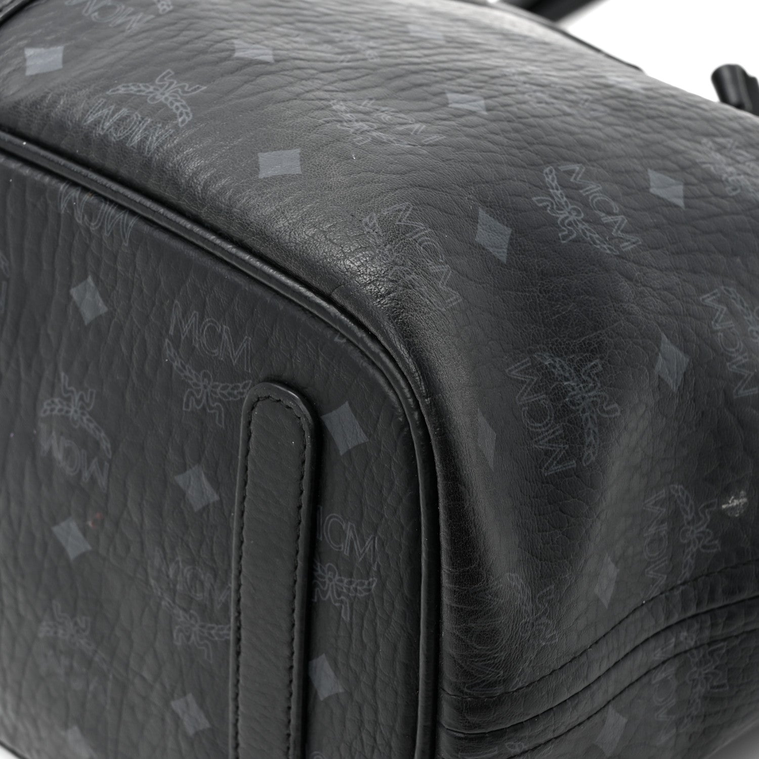 MCM Visetos Medium Liz Reversible Shopper Tote Black 28 of 30