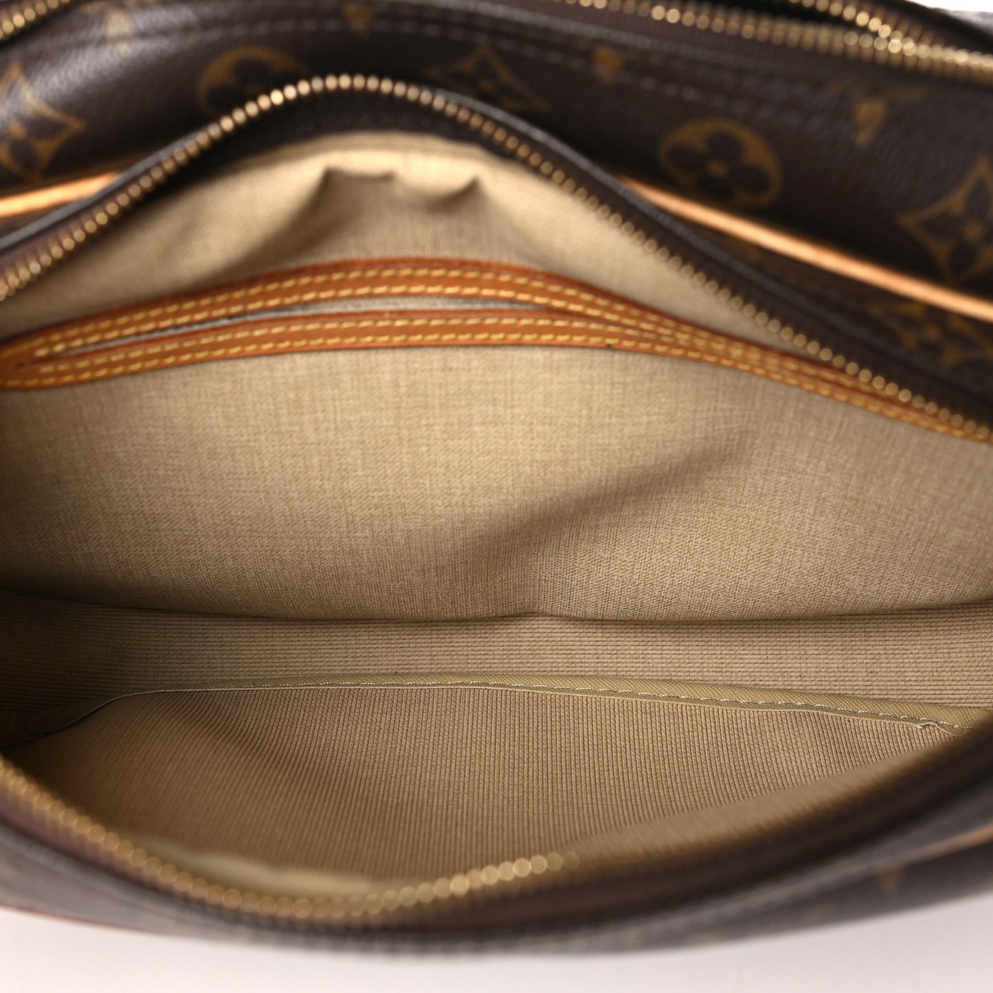 Monogram Reporter PM