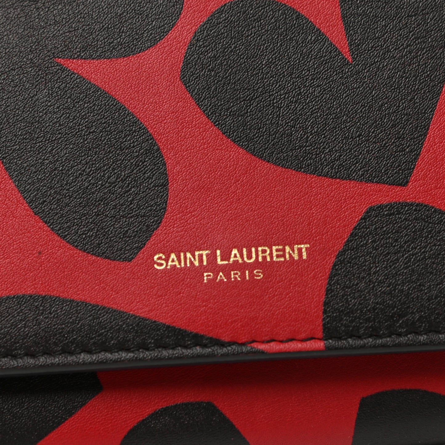 Nappa Big Hearts Large Marquage Flap Wallet Black Red