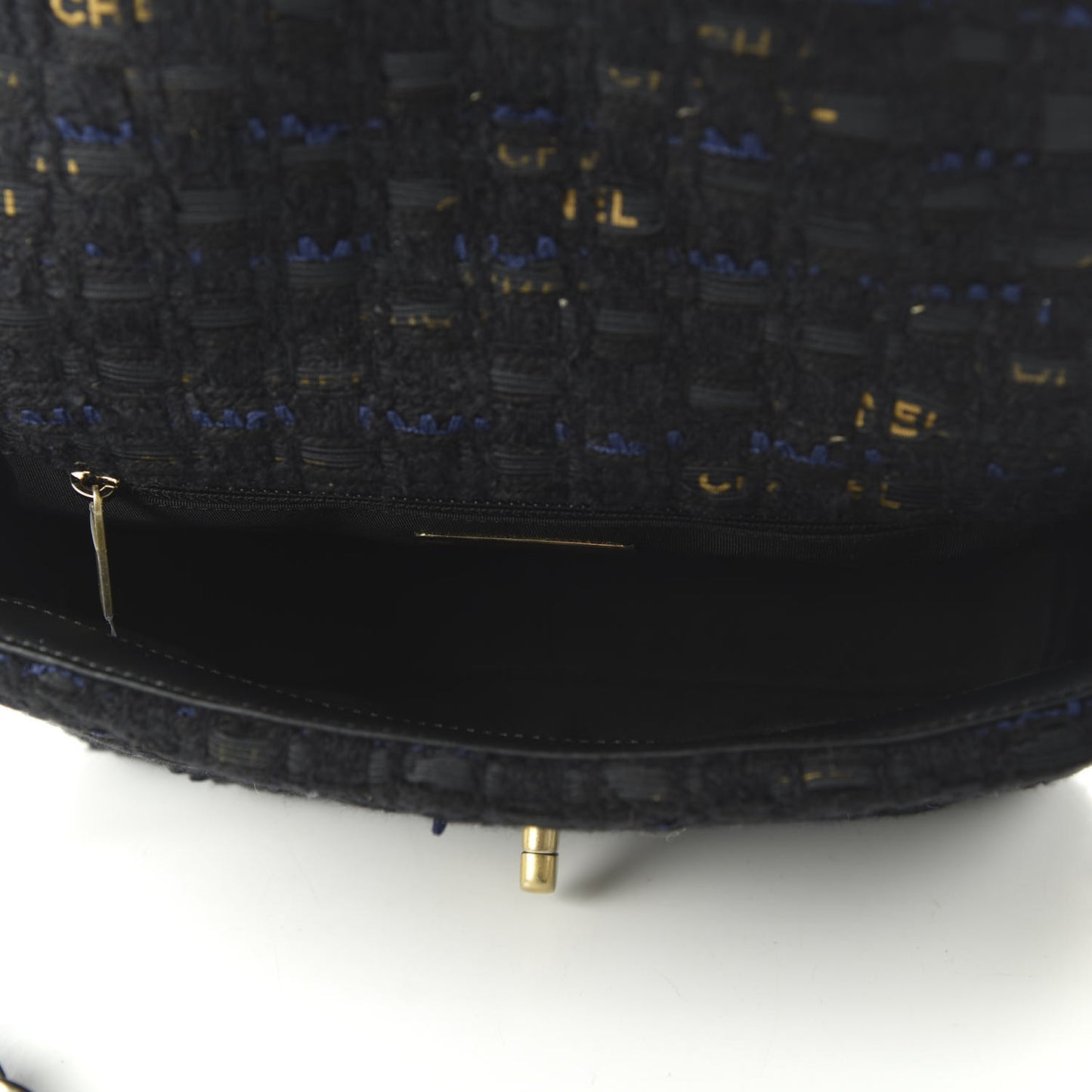 Tweed Quilted Medium 19 Flap Black Navy Gold