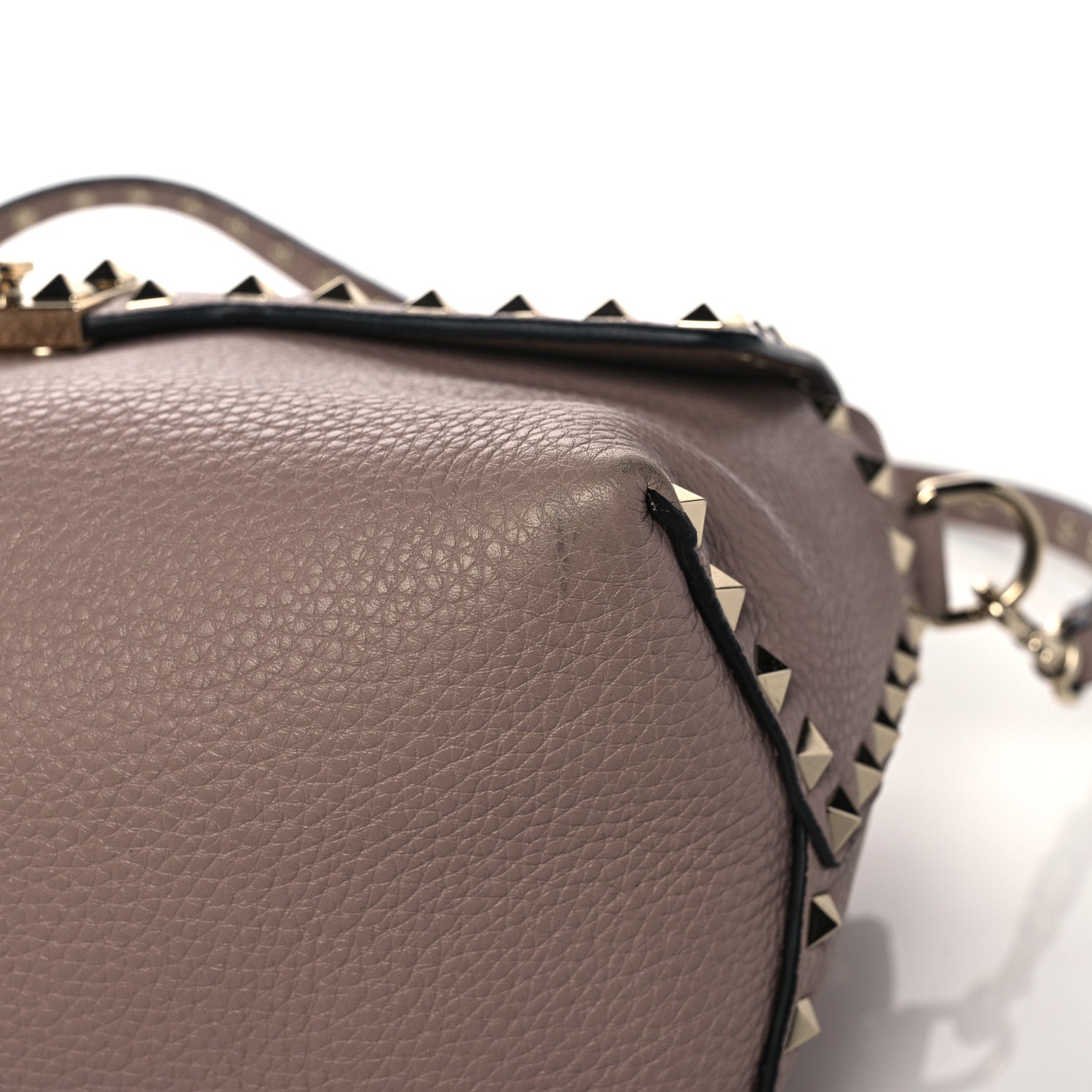 Valentino Garavani Pebbled Calfskin Rockstud Single Handle Flap Bag Poudre 9 of 12