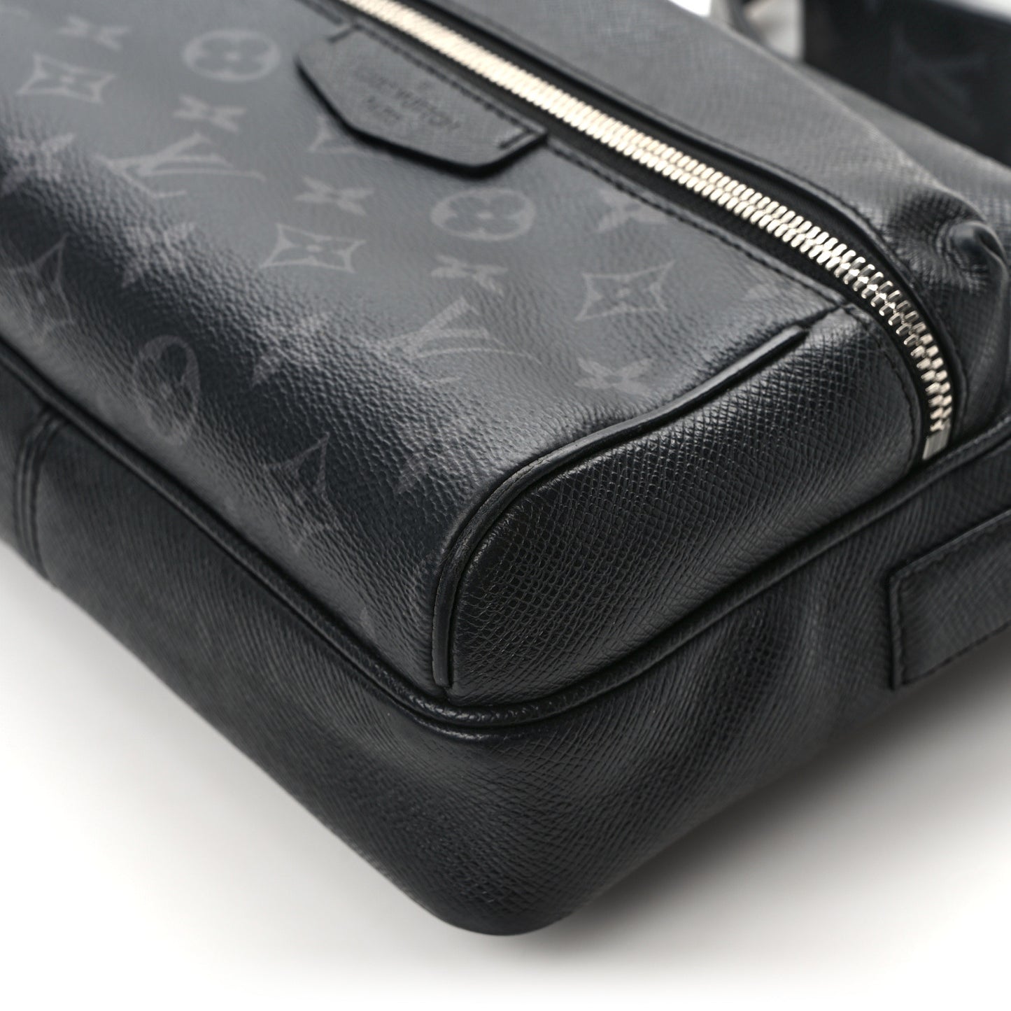 LOUIS VUITTON Taiga Monogram Eclipse Outdoor Messenger Black