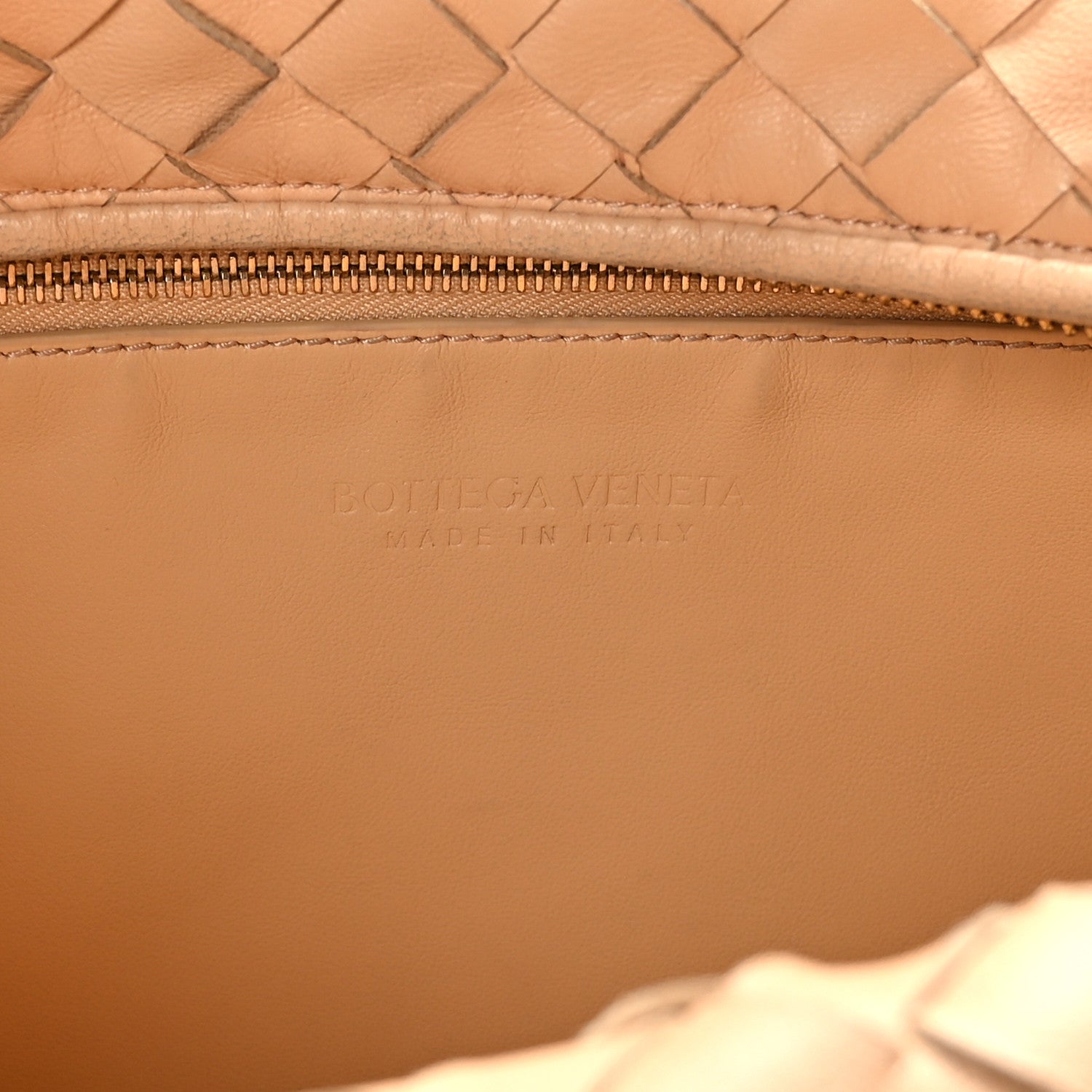 Bottega Veneta Nappa Intrecciato Medium Jodie Hobo Almond 6 of 8