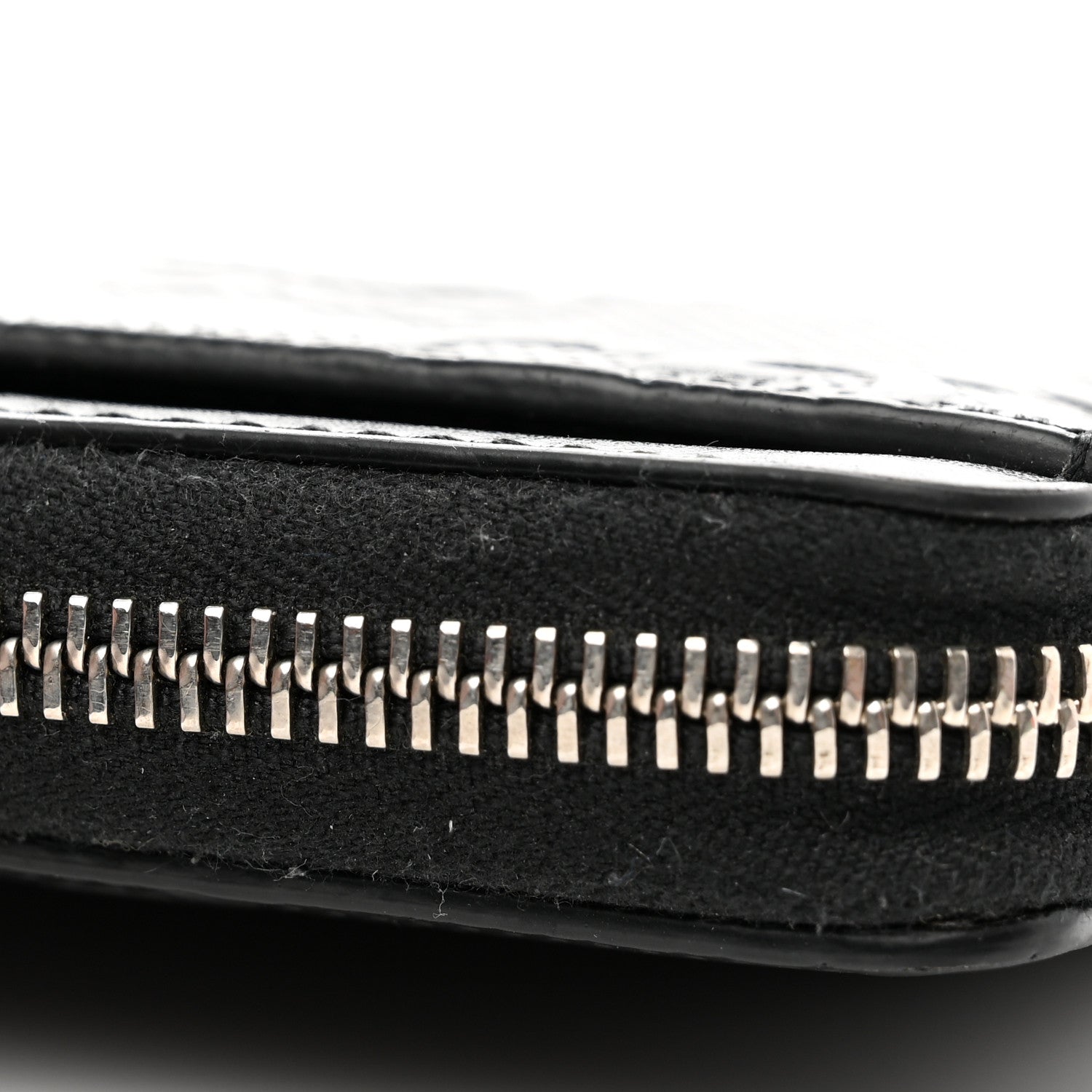 Gucci Calfskin GG Tennis Embossed Zip Around Card Case Wallet Black 8 of 9