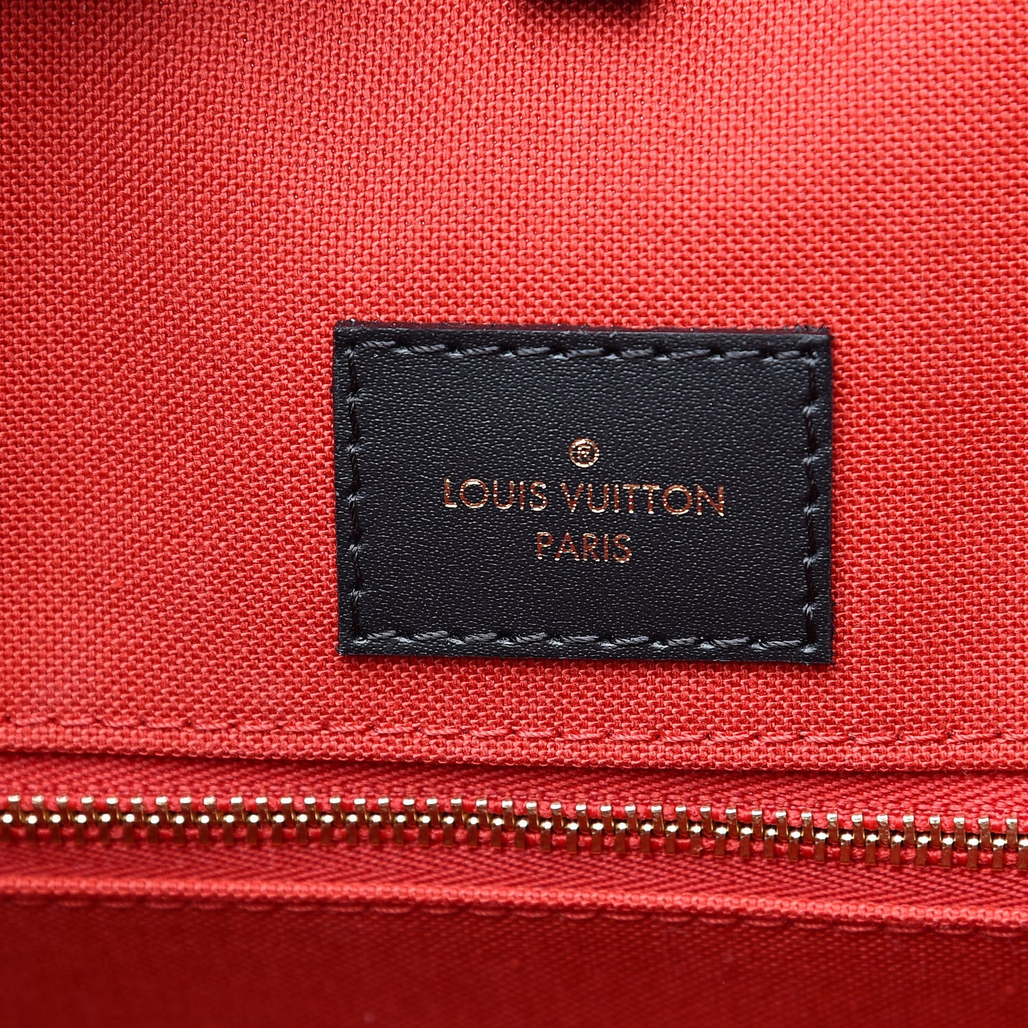 Reverse Monogram Giant Onthego MM