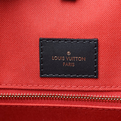 Louis Vuitton Reverse Monogram Giant Onthego MM 6 of 9