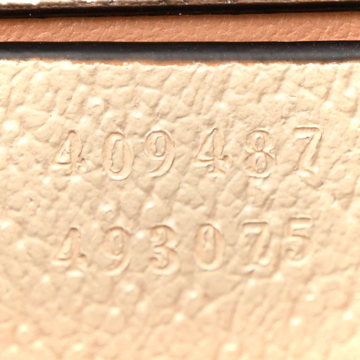 Gucci GG Supreme Monogram Berry Textured Dollar Calfskin Small Padlock Shoulder Bag Beige Ebony Light Copper Mystic White 7 of 10