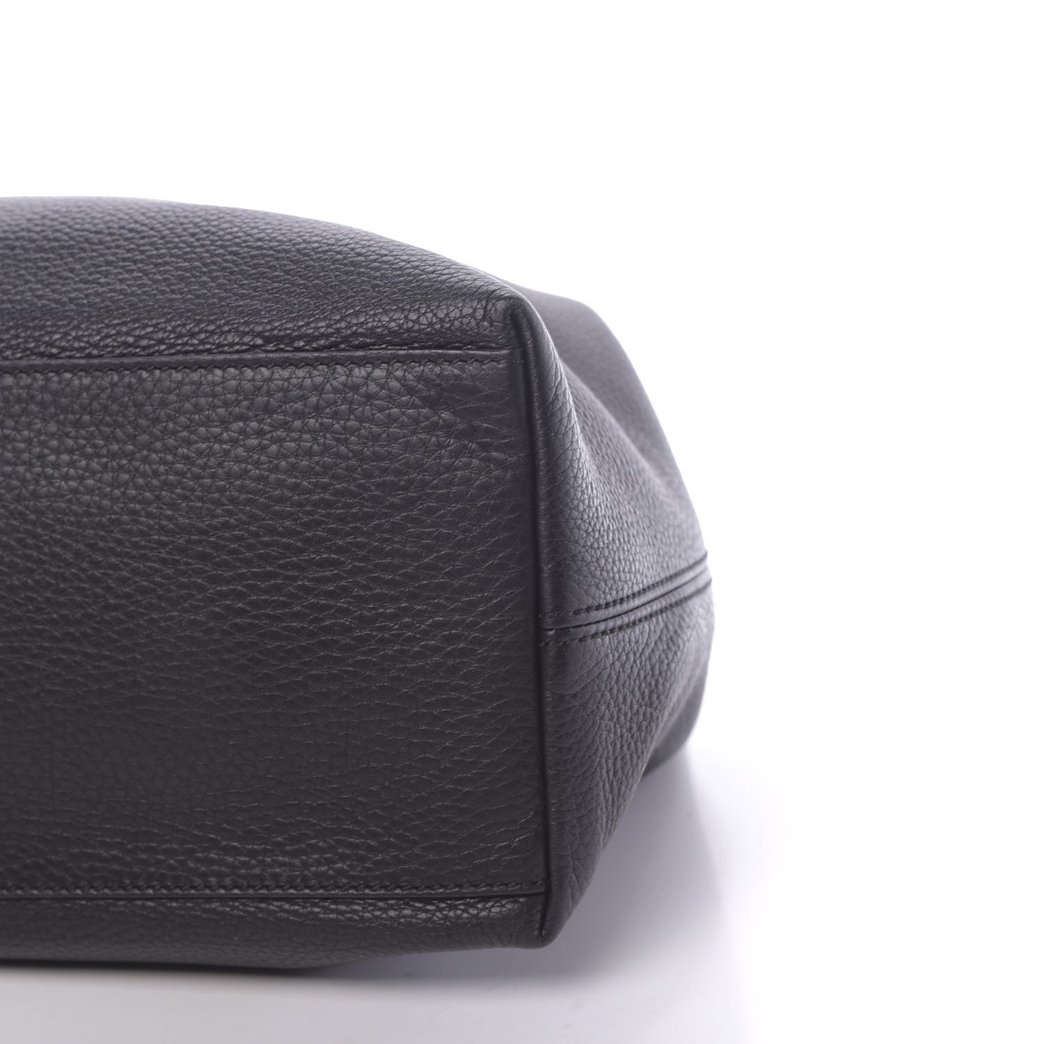 Gucci Pebbled Calfskin Medium Soho Chain Shoulder Bag Black 10 of 10