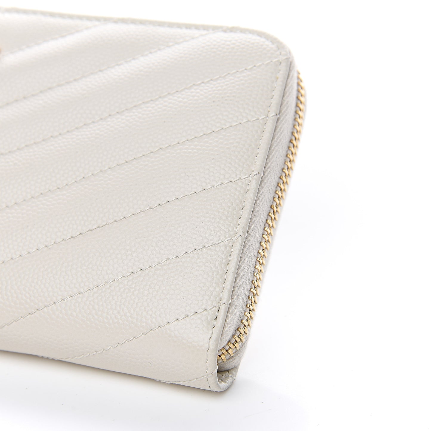 Grain De Poudre Matelasse Chevron Monogram Zip Around Wallet Porcellana