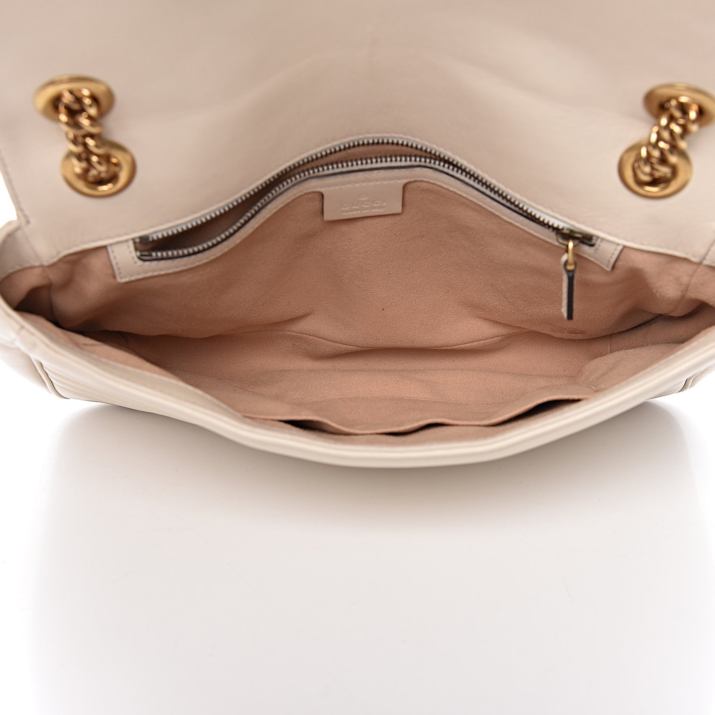 Calfskin Matelasse Medium GG Marmont Shoulder Bag White