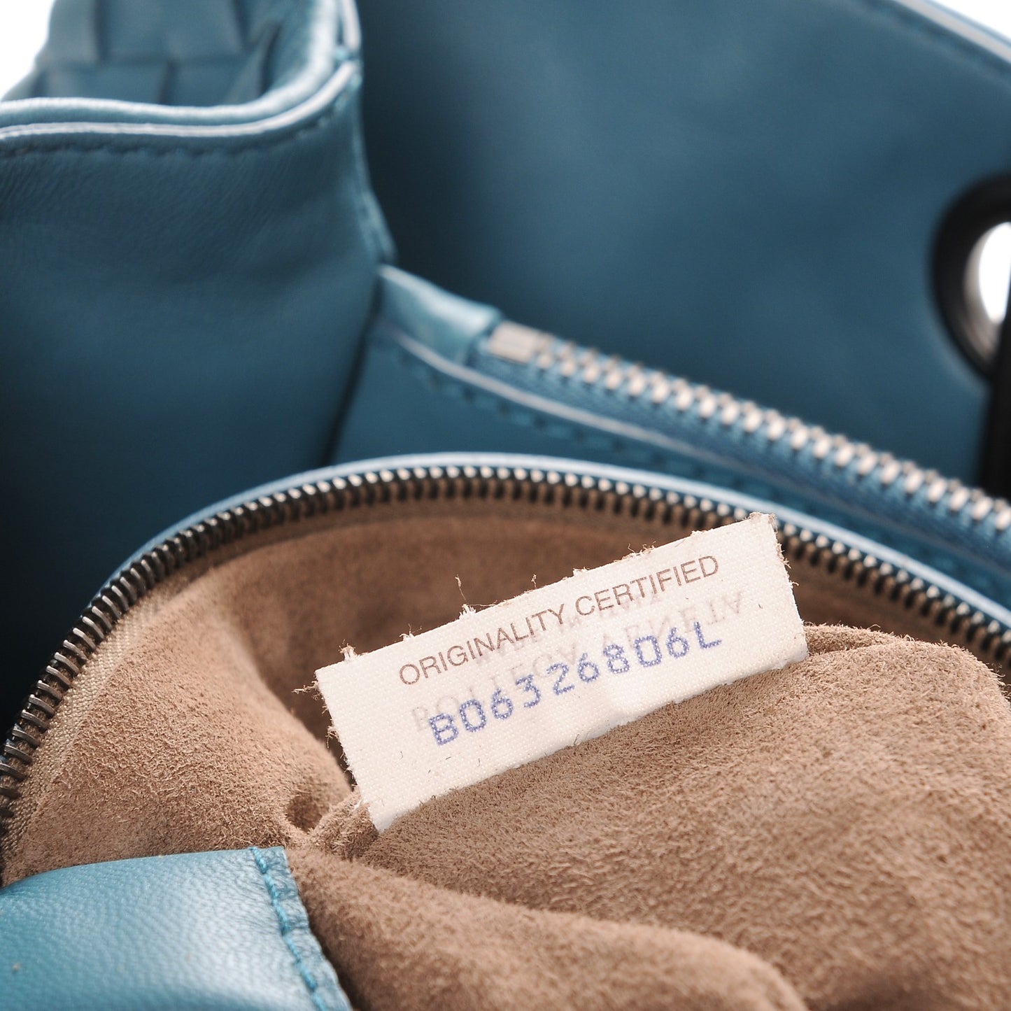 Nappa Intrecciato Medium Tote Storm Blue