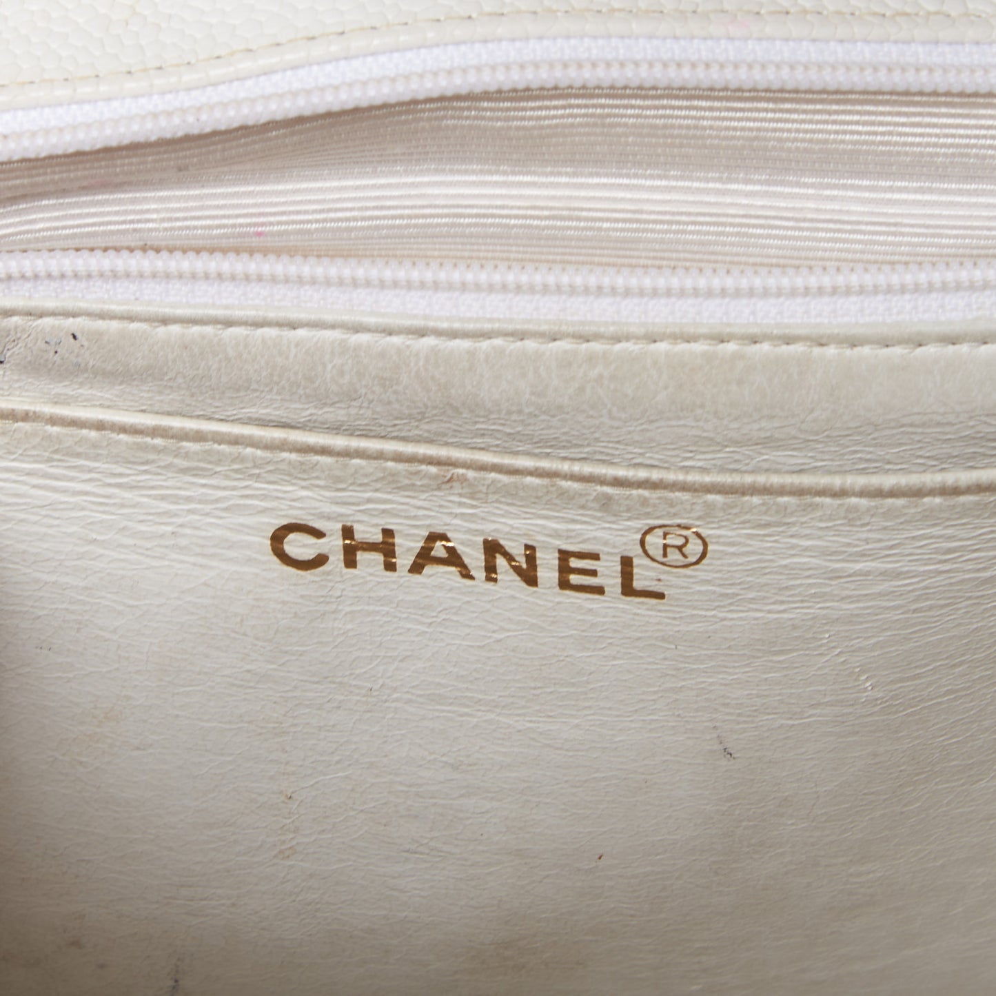 Caviar Quilted Jumbo Single Flap White