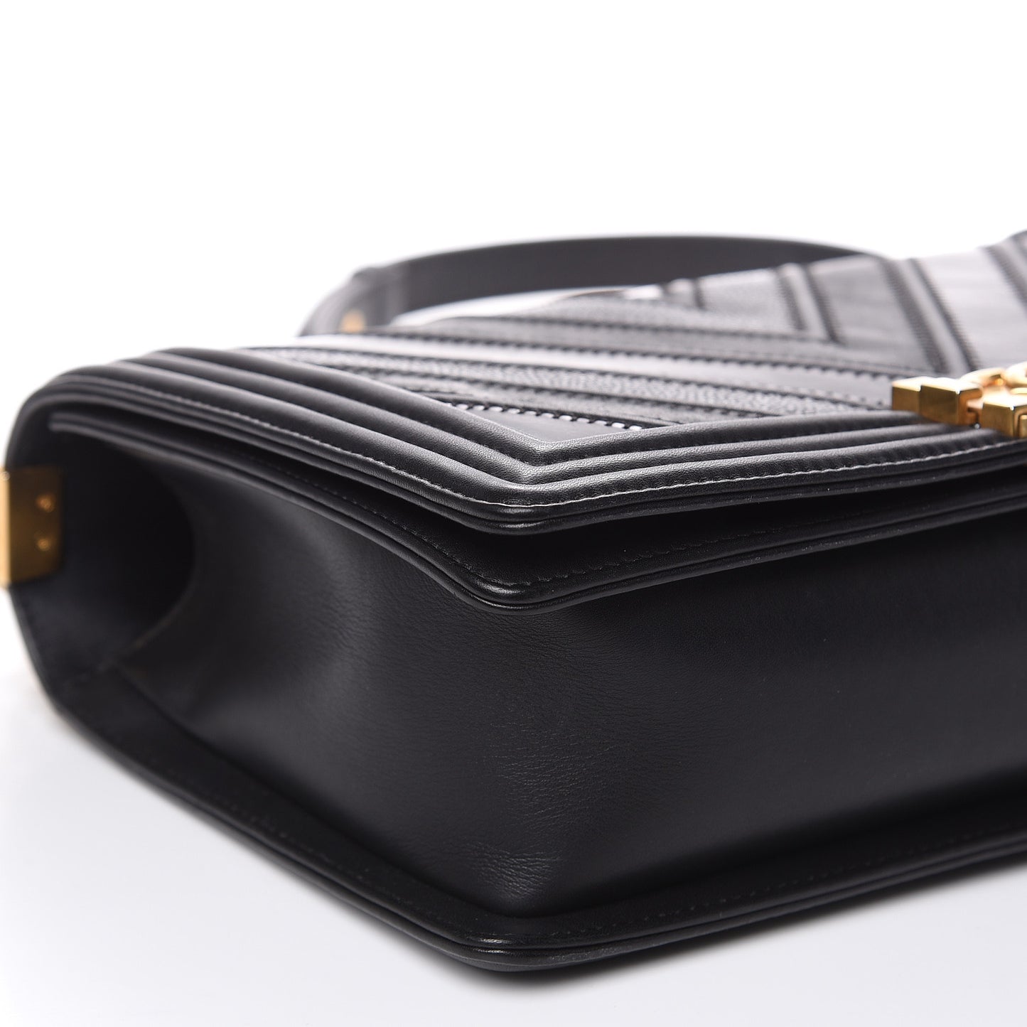 Calfskin Caviar Suede Chevron New Medium Boy Flap Black
