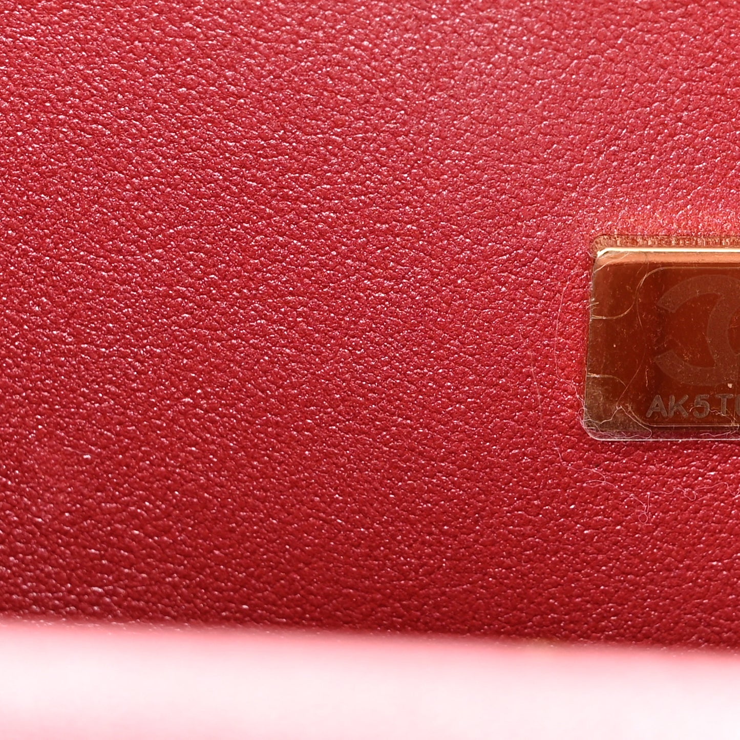 Iridescent Caviar Quilted Medium Double Flap Pink