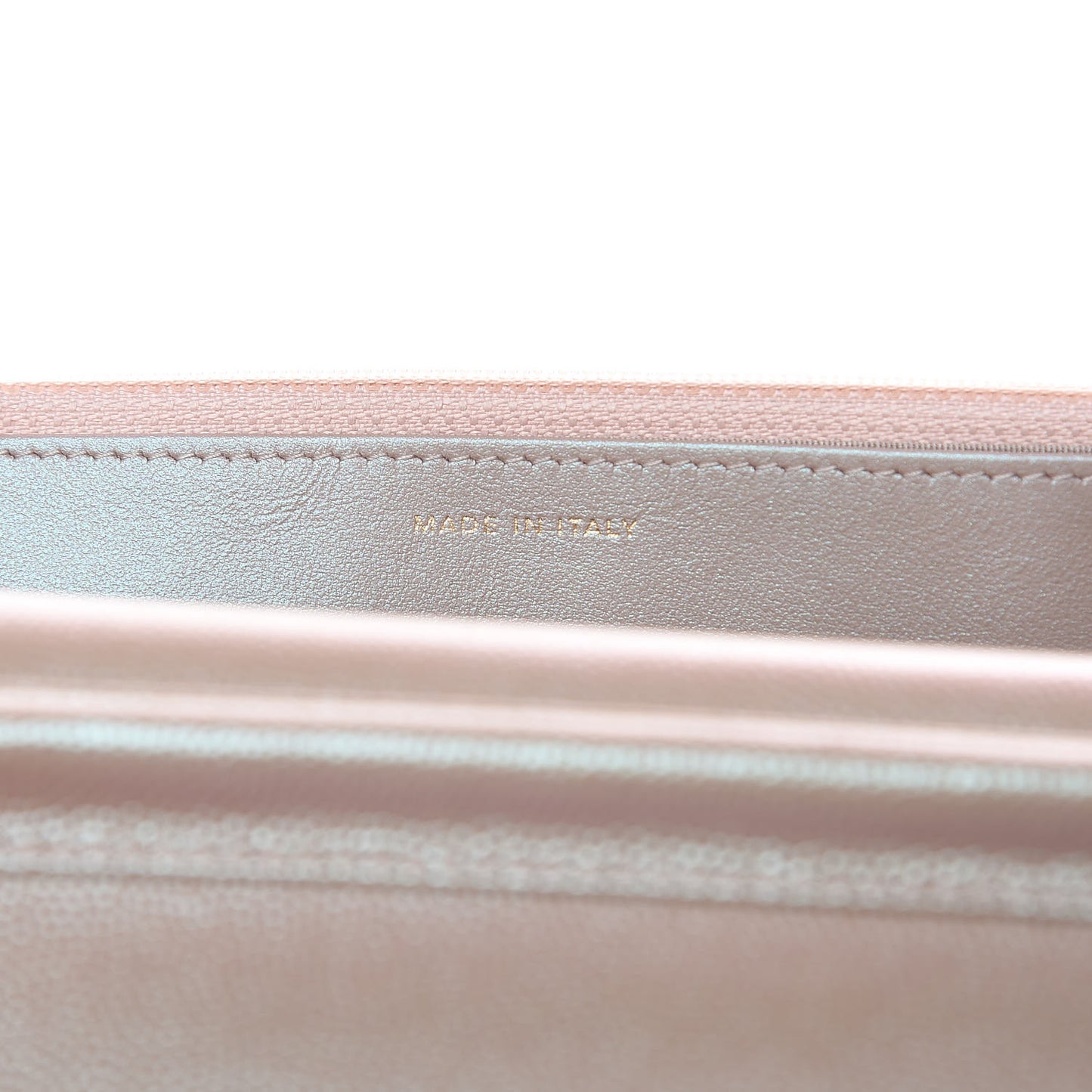 Iridescent Caviar Quilted Wallet On Chain WOC Beige