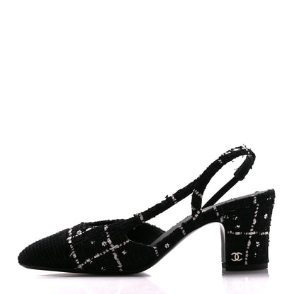 Chanel Tweed Sequins Corduroy Cap Toe CC Slingback Pumps 38 Black White 1 of 9