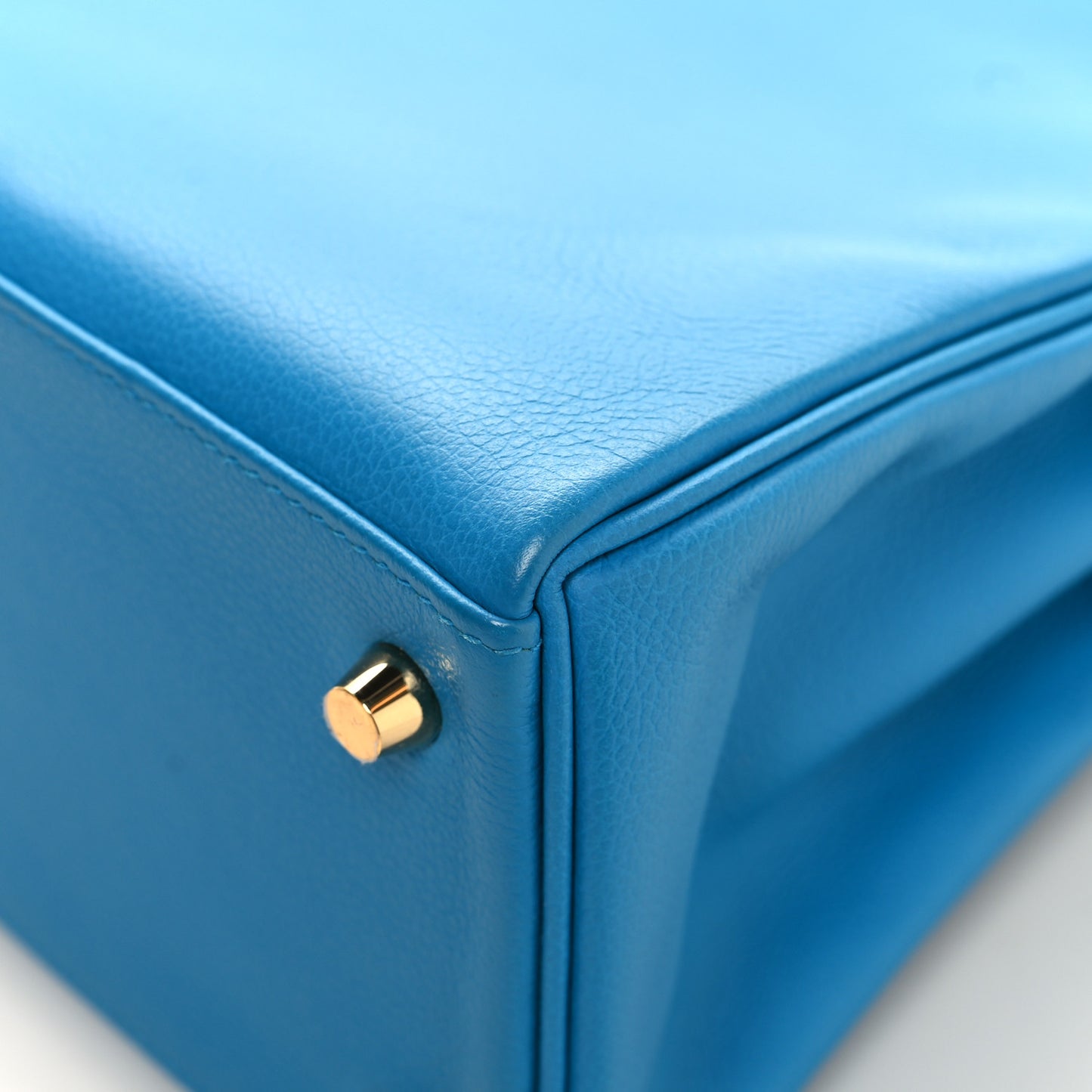 Evercolor Kelly Retourne 28 Bleu Frida