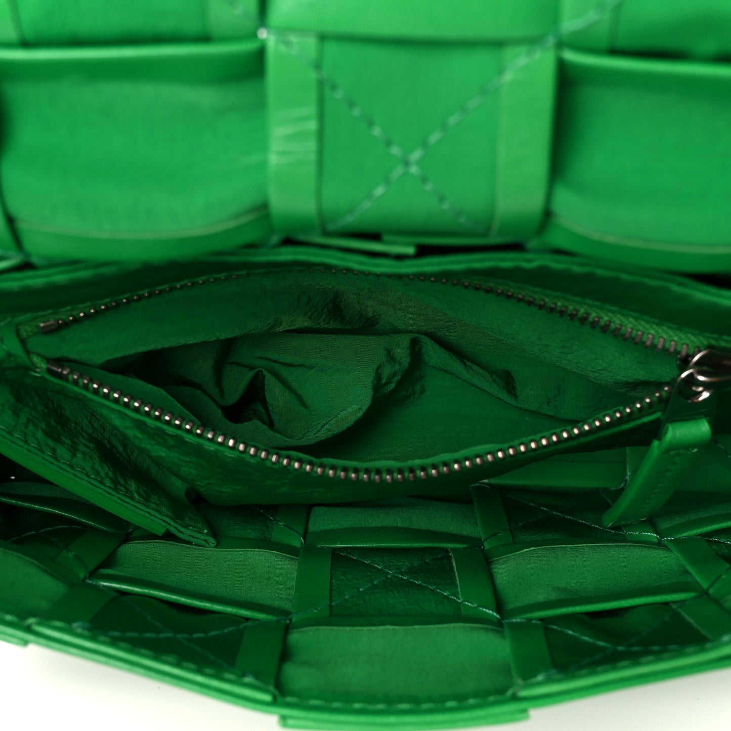 Paper Calfskin Maxi Intreccio Small Cassette Crossbody Bag Grass