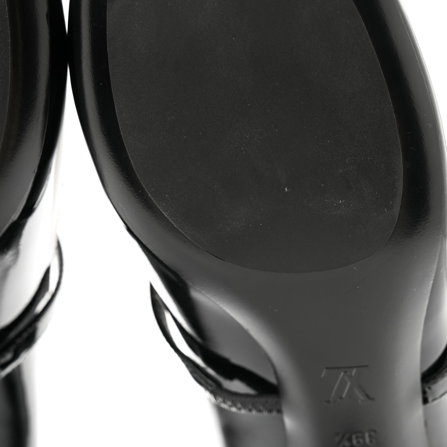 Louis Vuitton Patent Uniformes Silhouette 40mm Pumps 39.5 Black 9 of 10