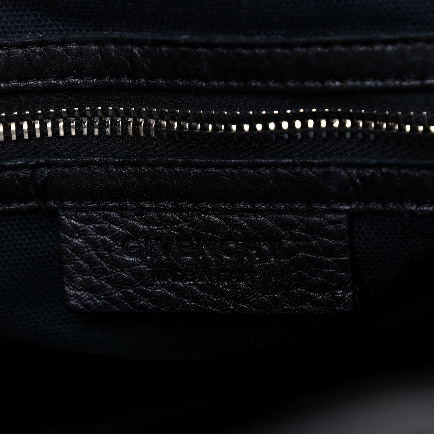 Givenchy Waxy Grained Calfskin Medium Nightingale Black 6 of 19
