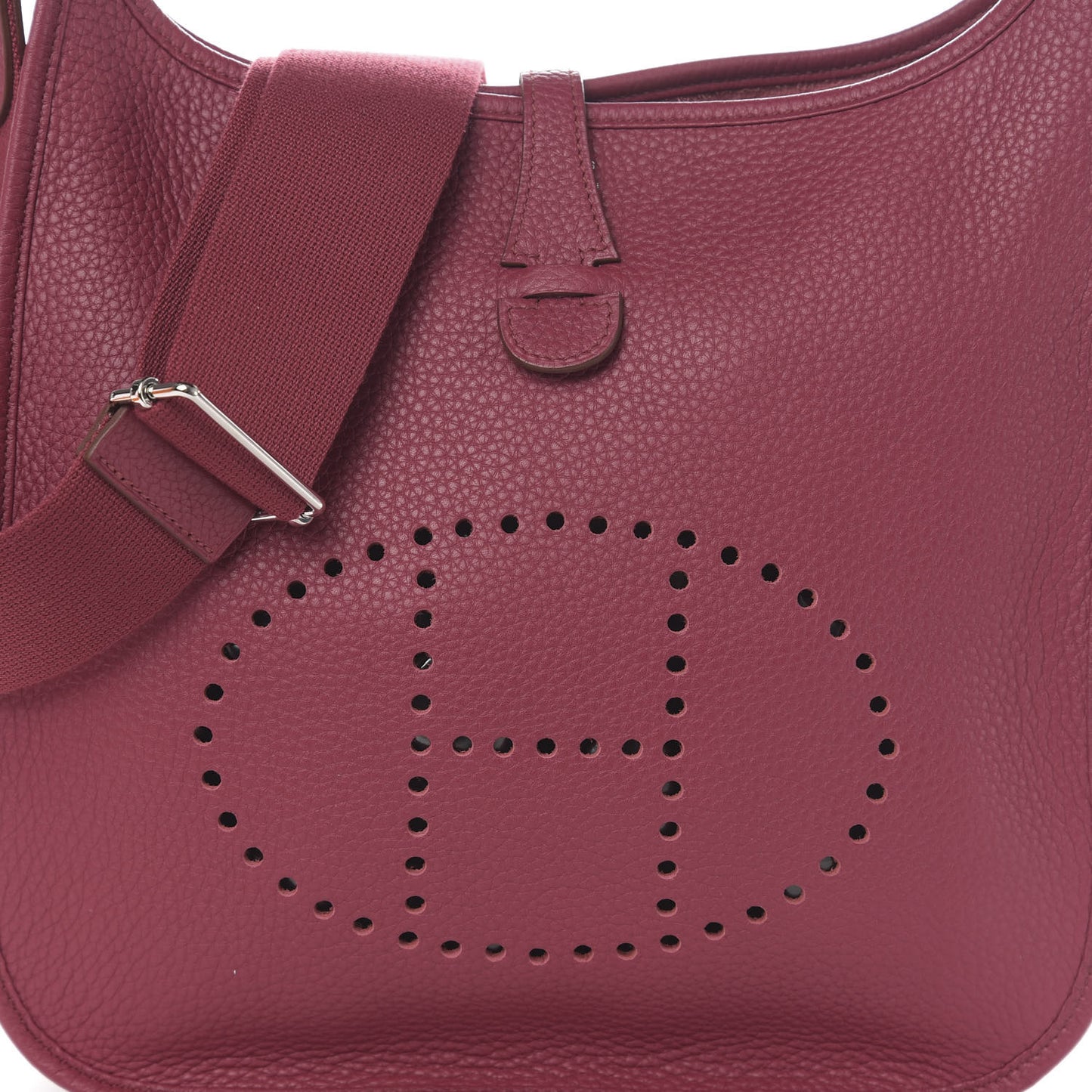 Taurillon Clemence Evelyne III PM Rubis