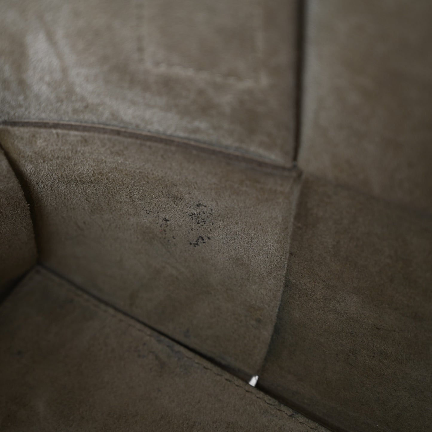 Nappa Maxi Intreccio Mini Arco Tote Taupe Grey