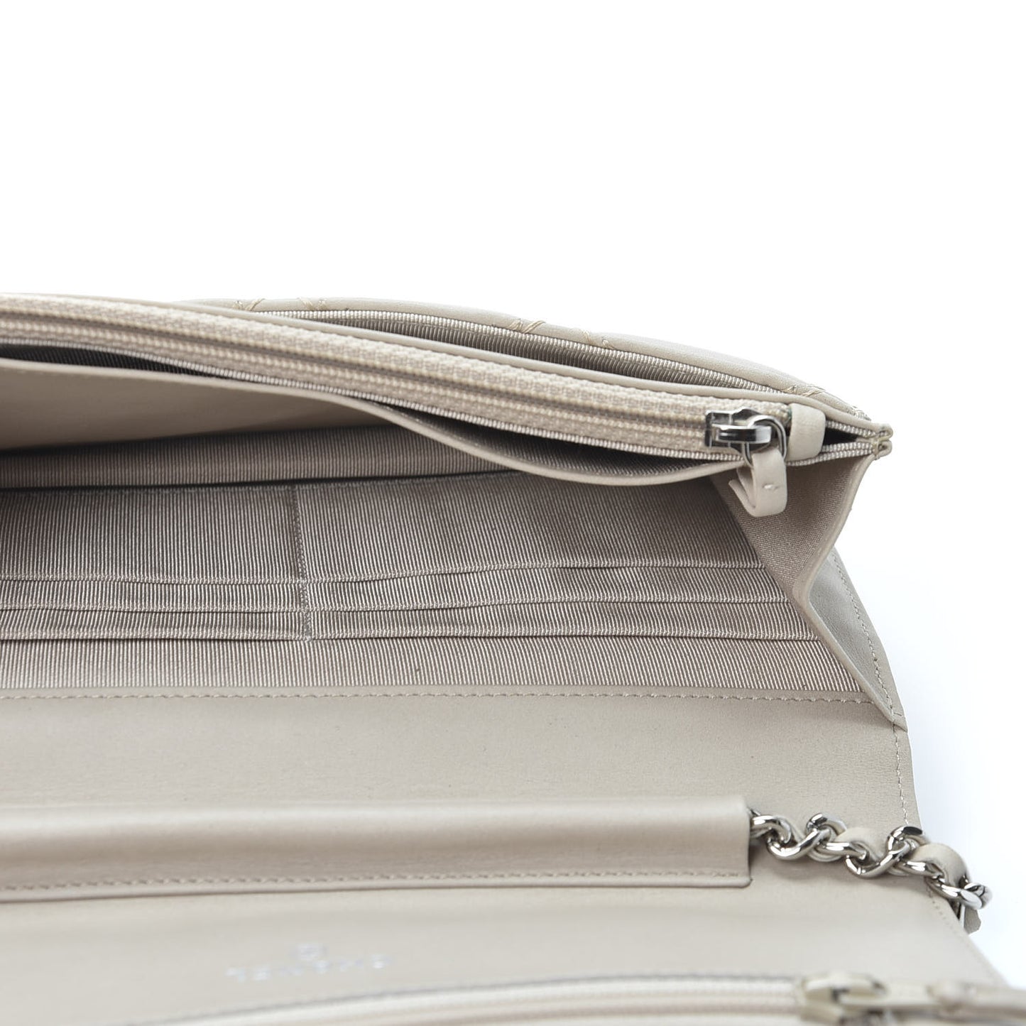 Calfskin Double Stitch Hamptons Wallet On Chain WOC Grey