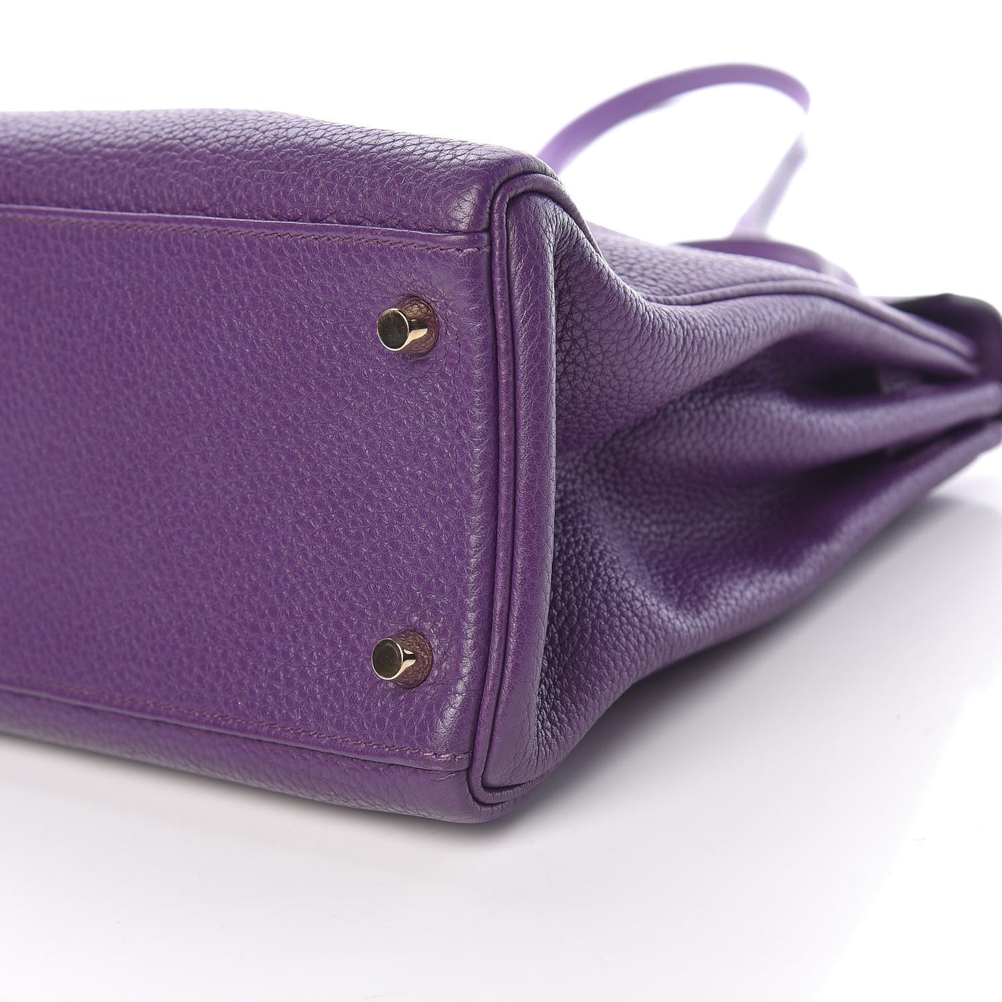 Taurillon Clemence Kelly Retourne 32 Ultraviolet