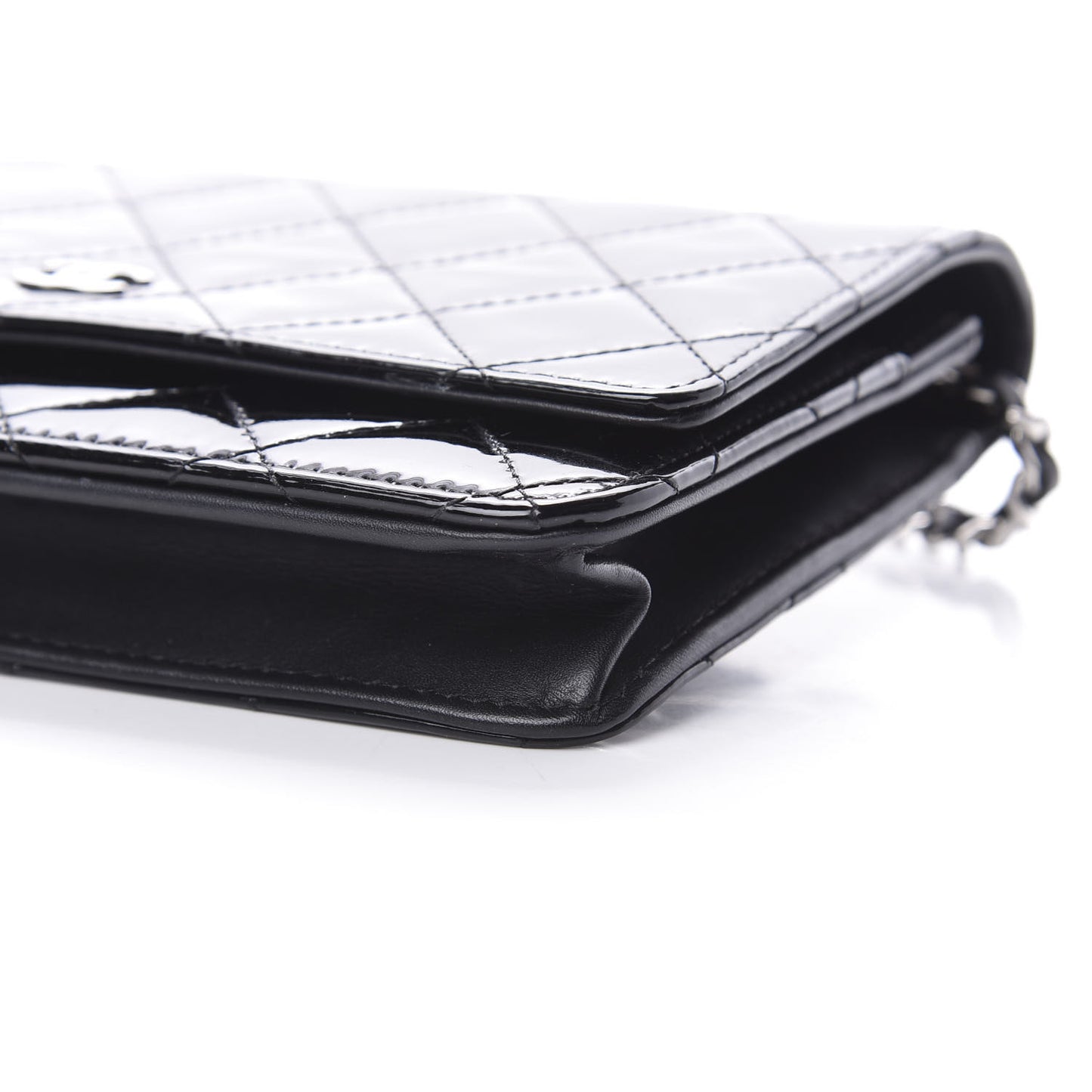 Patent Quilted Wallet On Chain WOC Black