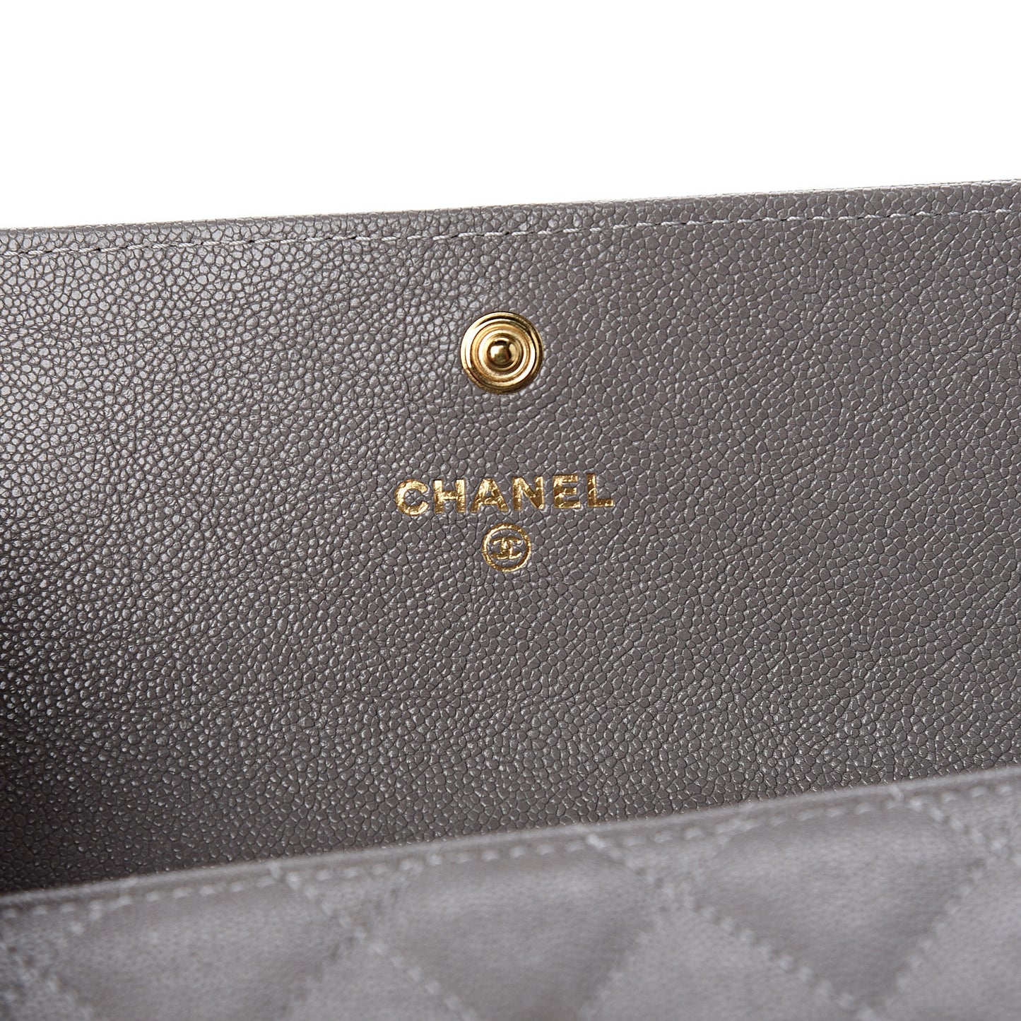 Caviar Quilted Medium Boy Flap Wallet Grey