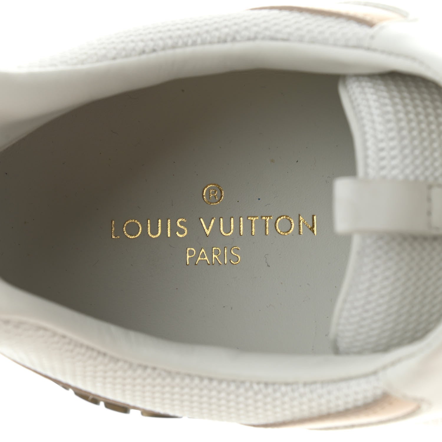 Louis Vuitton Calfskin Damier Azur Run Away Sneakers 39 White 7 of 9