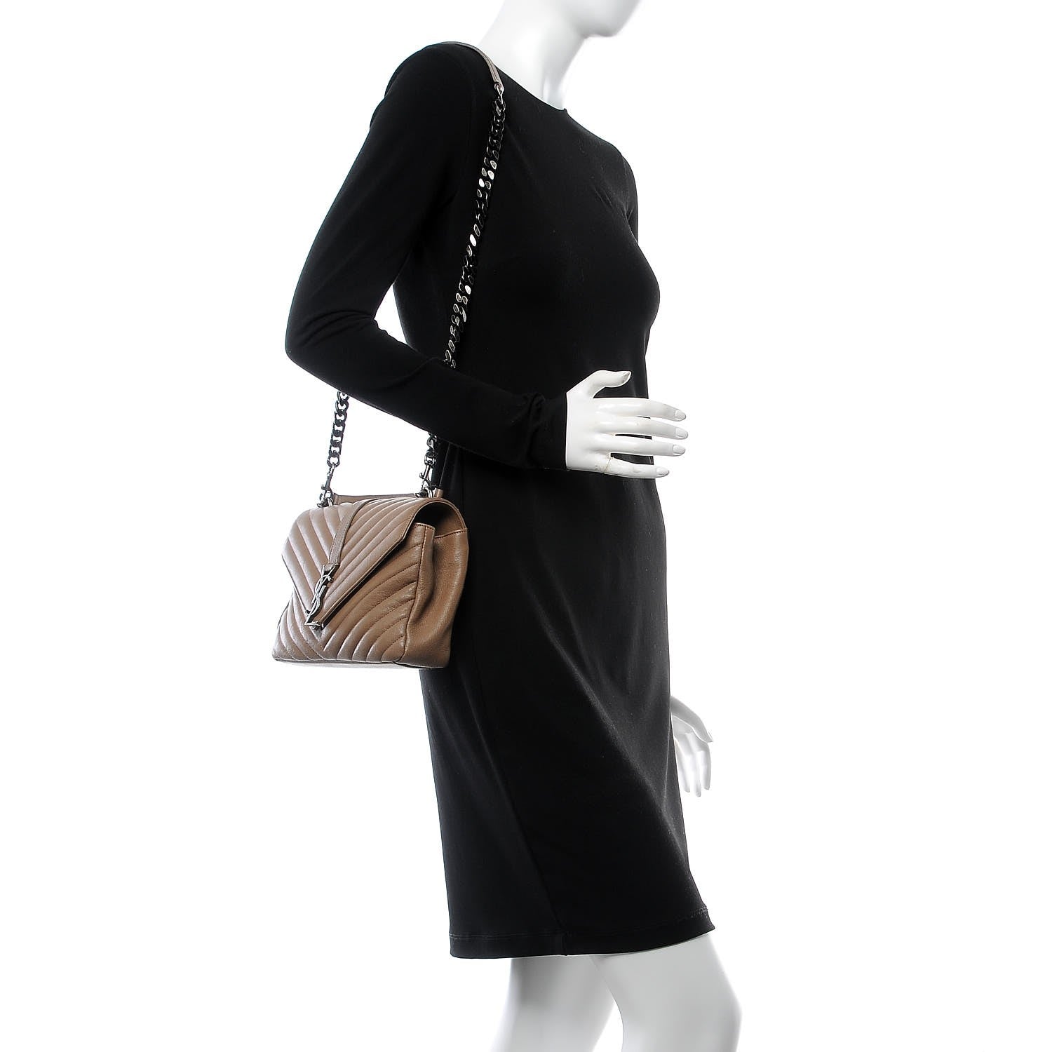 Saint Laurent Sheepskin Matelasse Chevron Monogram Medium College Bag Fard 2 of 7