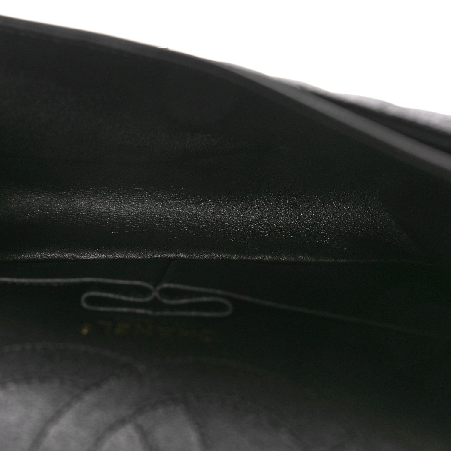 Chanel Sheepskin Chevron Quilted 2.55 Reissue 225 Flap Black 5 of 10