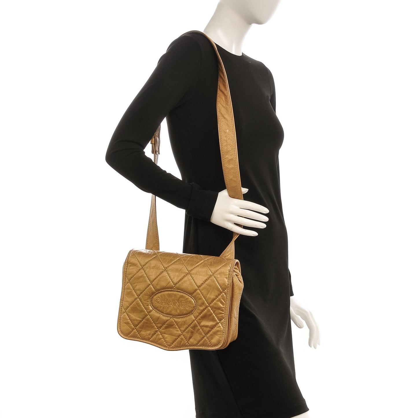 Aged Calfskin Quilted Vintage Ligne Messenger Flap Gold