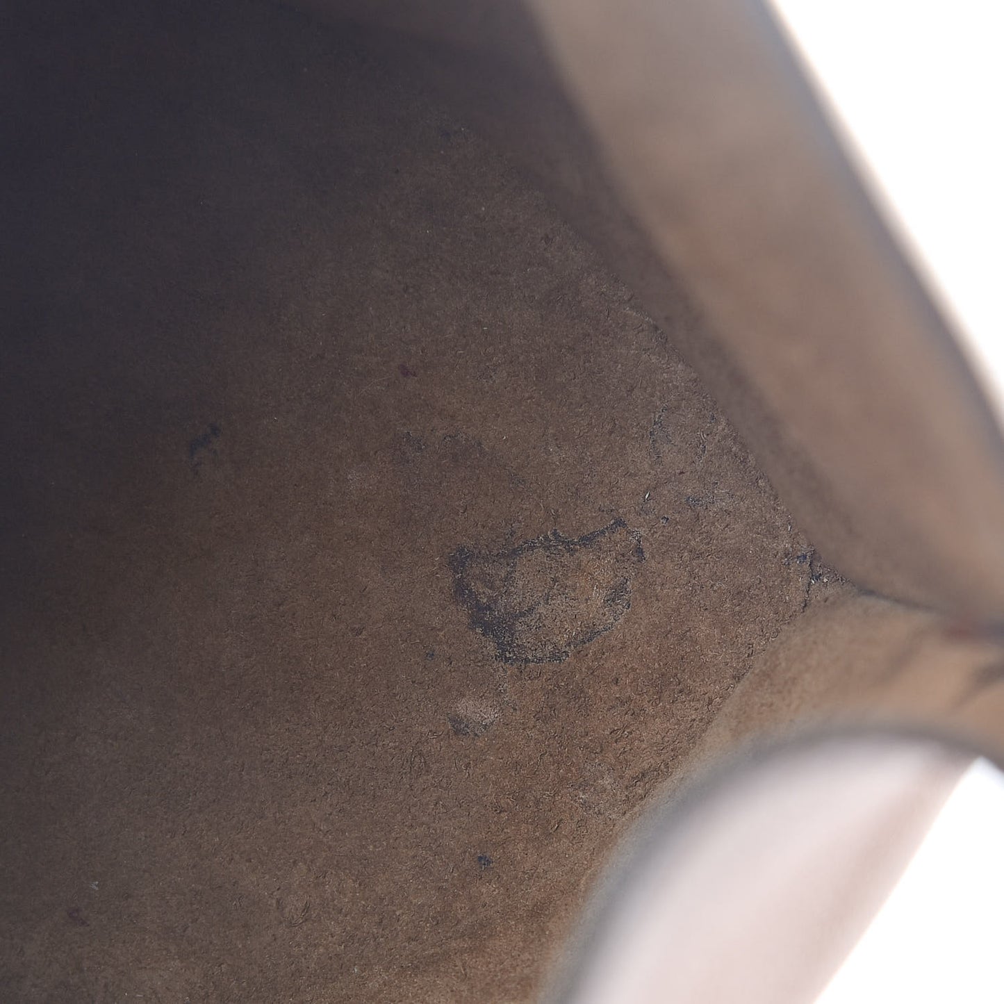 Calfskin Gate Bucket Bag Light Caramel