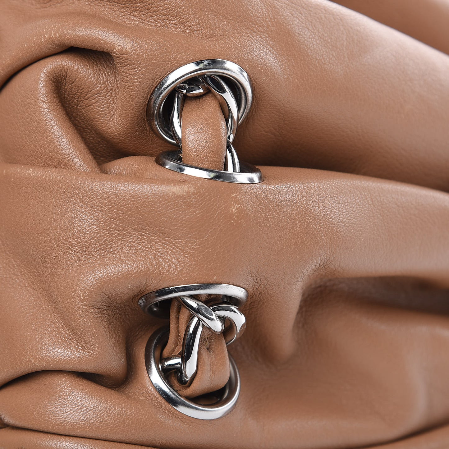 Calfskin Diagonal Ligne Flap Beige