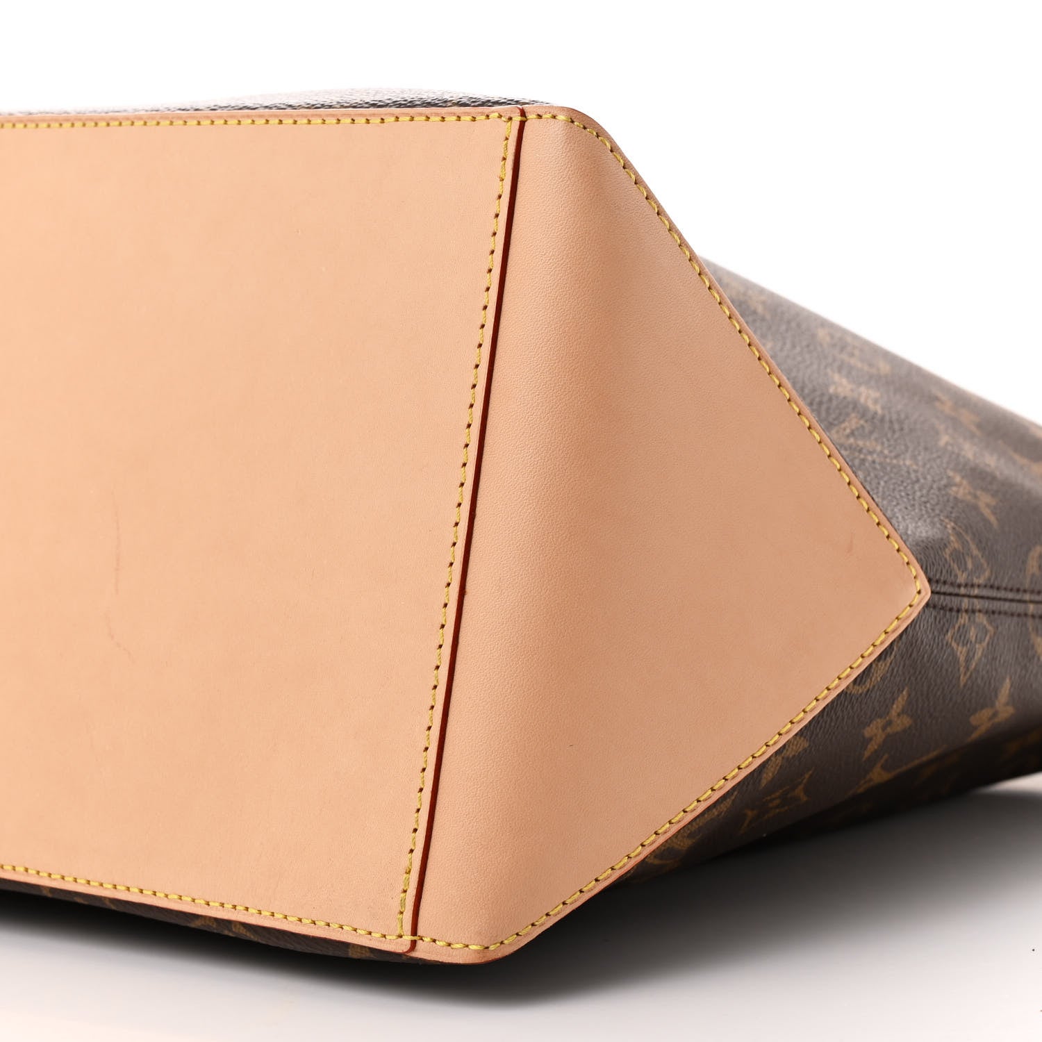 Louis Vuitton Monogram Mezzo NM 9 of 9