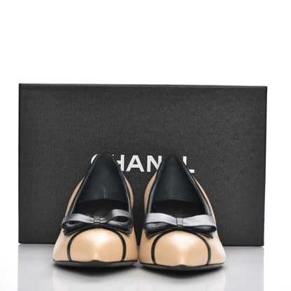 Chanel Lambskin Bow Pointed Toe Pumps 39.5 Beige Black 9 of 9