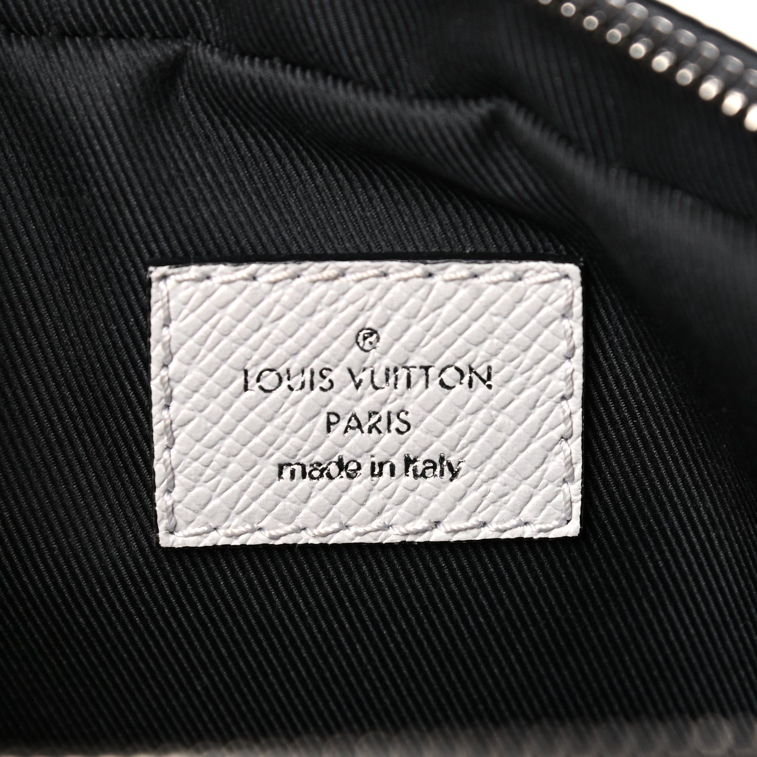 Louis Vuitton Taiga Monogram Outdoor Bumbag White 6 of 14