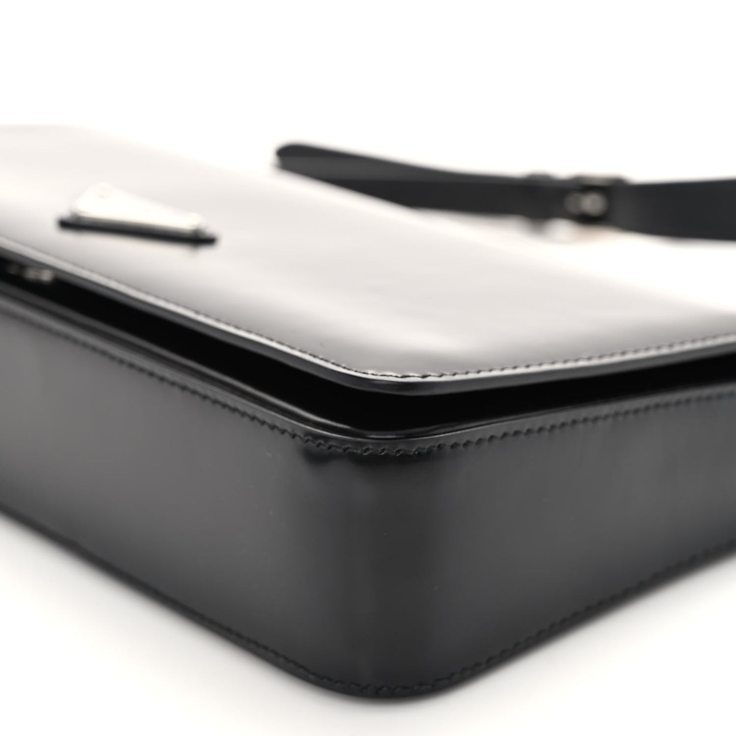 Spazzolato Femme Flap Shoulder Bag Black