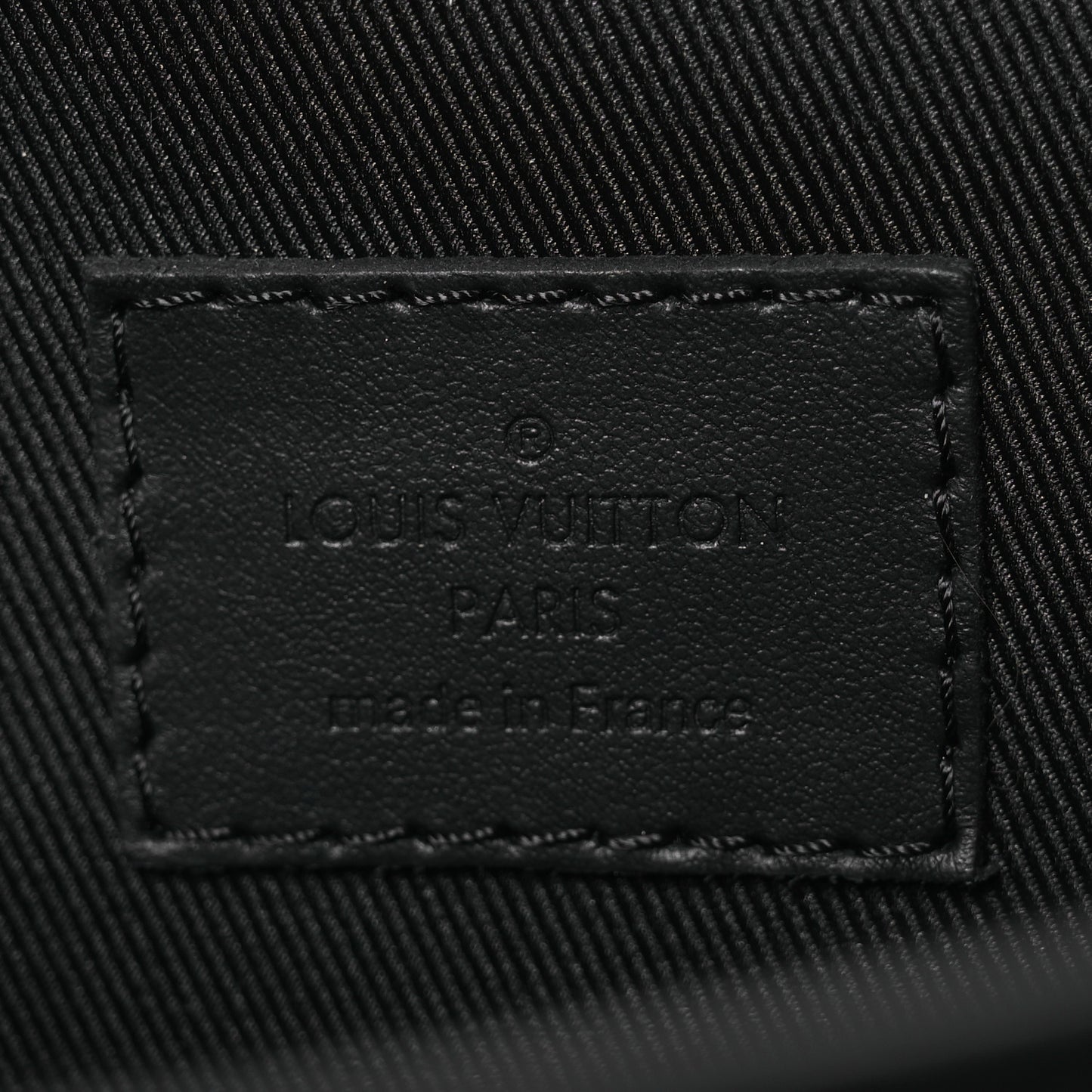 Taurillon Monogram Steamer Wearable Wallet Black