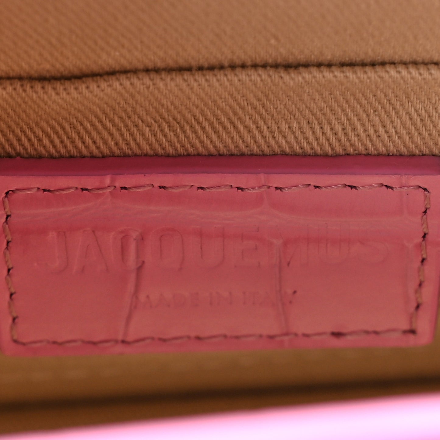 Calfskin Crocodile Embossed Le Chiquito Moyen Pink