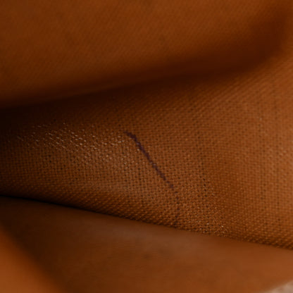 Louis Vuitton Monogram Neverfull MM 33 of 34