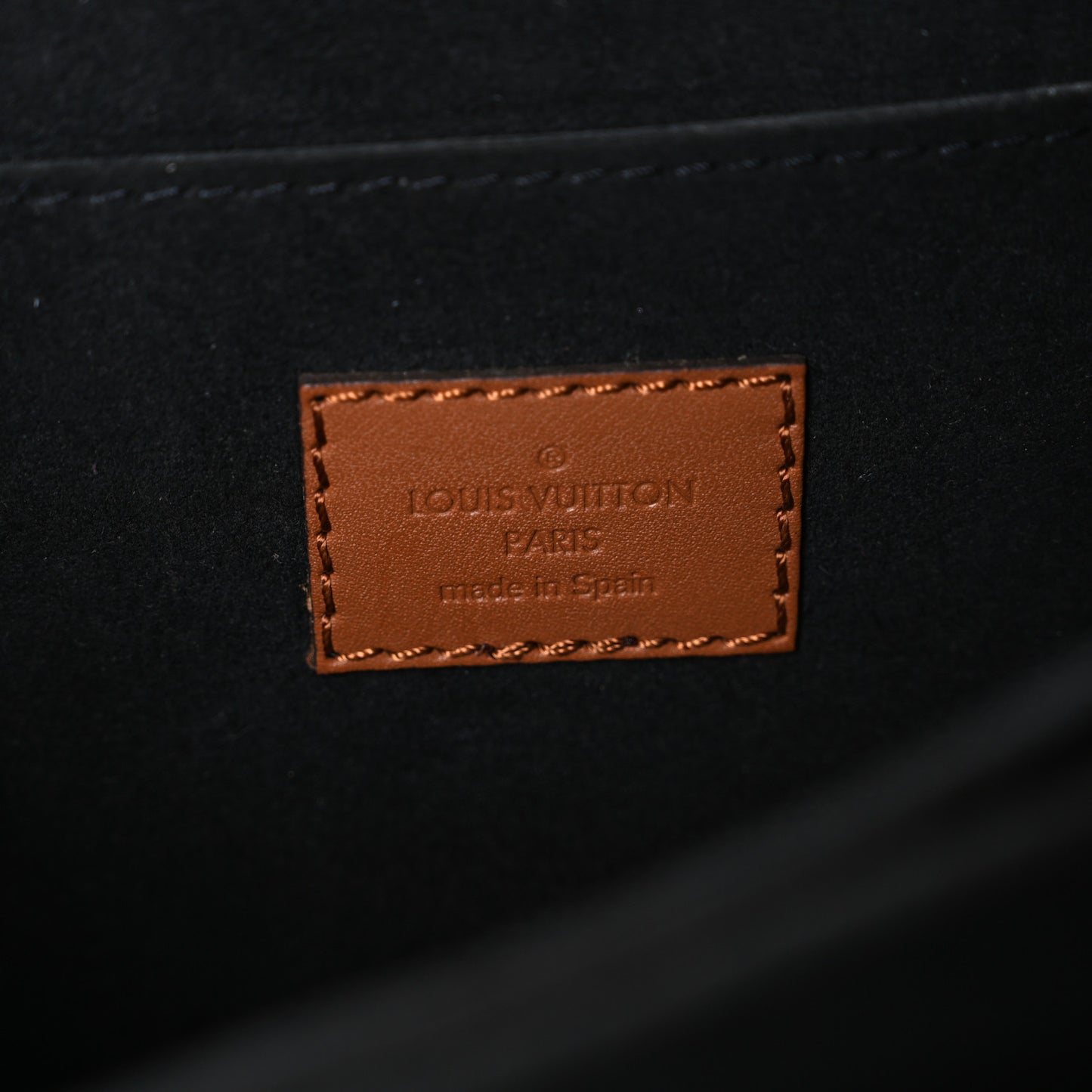 Reverse Monogram Dauphine MM