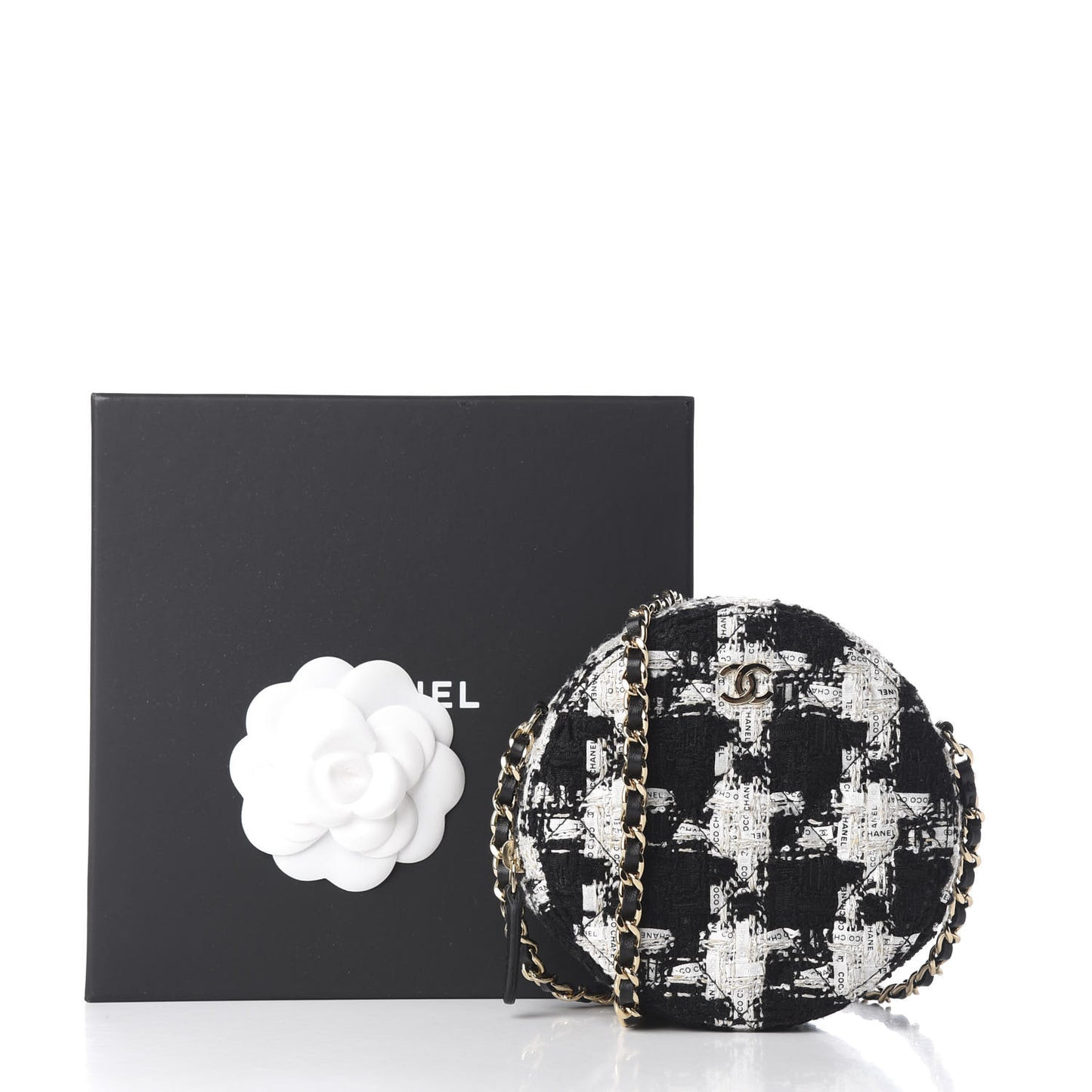 Tweed Quilted Round Clutch With Chain Black Ecru White