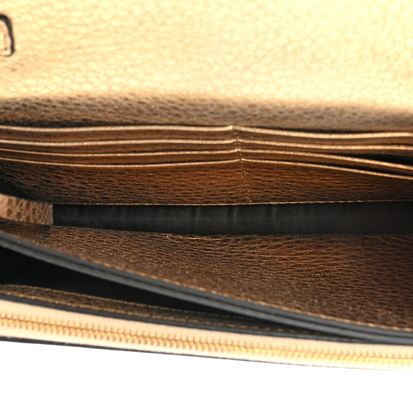Pebbled Calfskin Rockstud Flap Wallet On Chain Soft Gold