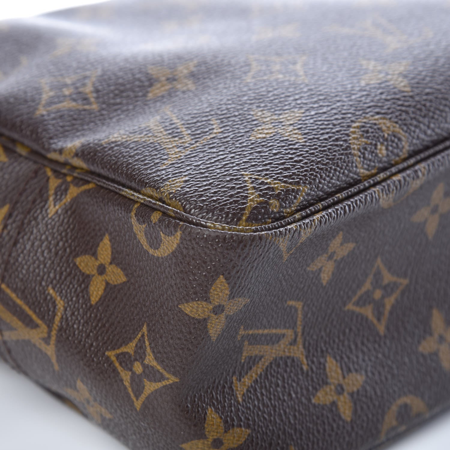 Louis Vuitton Monogram Trousse Toilette 28 10 of 14