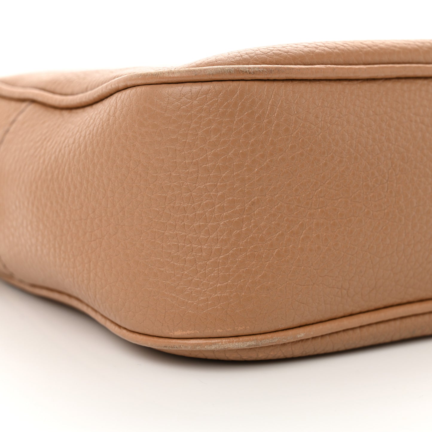 Pebbled Calfskin Small Soho Disco Bag Camelia