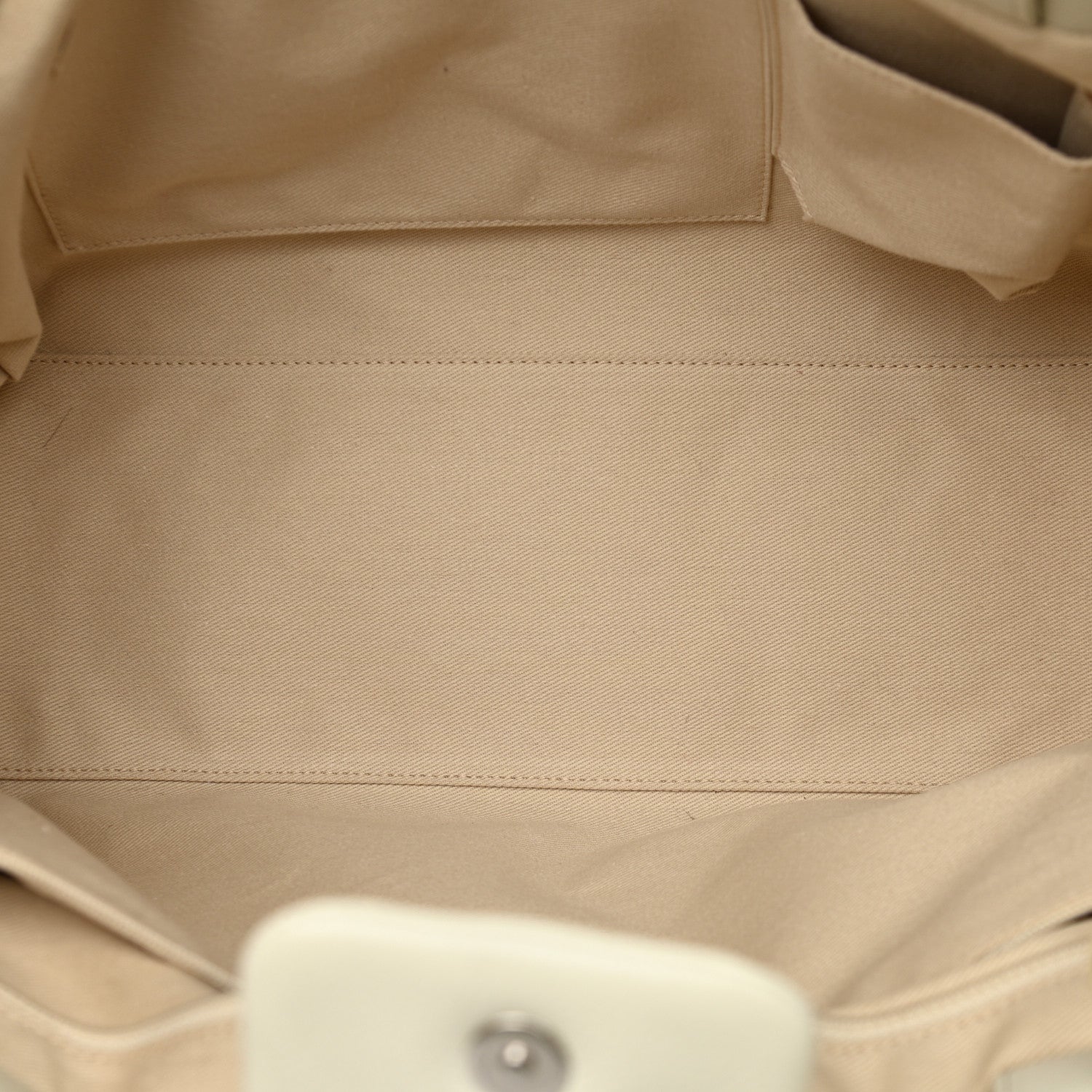 Chanel Caviar CC Tote White 5 of 13
